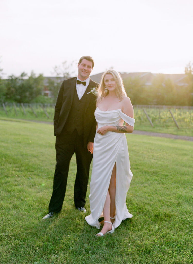 Jacqueline Anne Photography, Halifax wedding photographer captures wedding at Lightfoot and Wolfville.