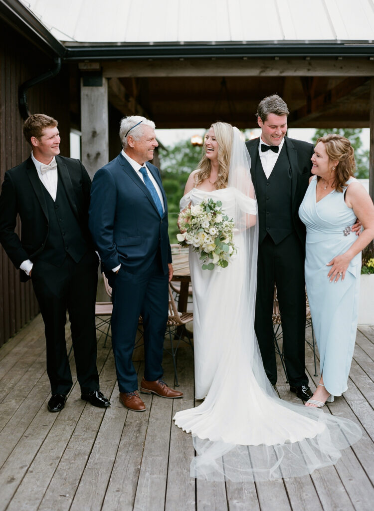 Jacqueline Anne Photography, Halifax wedding photographer captures wedding at Lightfoot and Wolfville.